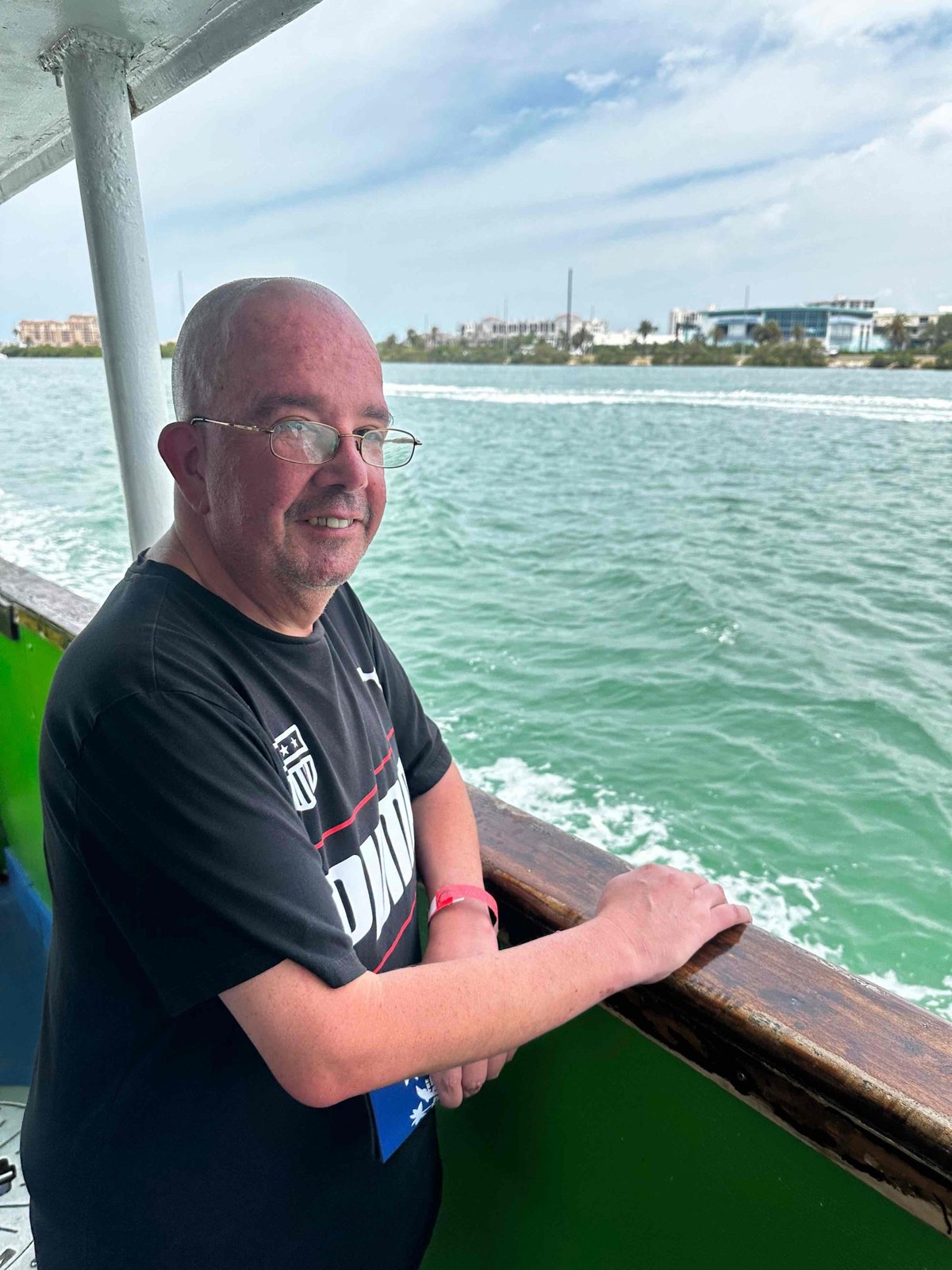 An Everything Peachie community member enjoying a day on the water